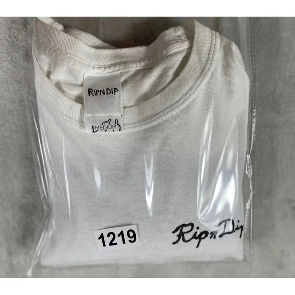RIP N Dip T Shirt Men's White Long Sleeve Cat Middle Finger RIPNDIP Sz Med - Picture 12 of 12